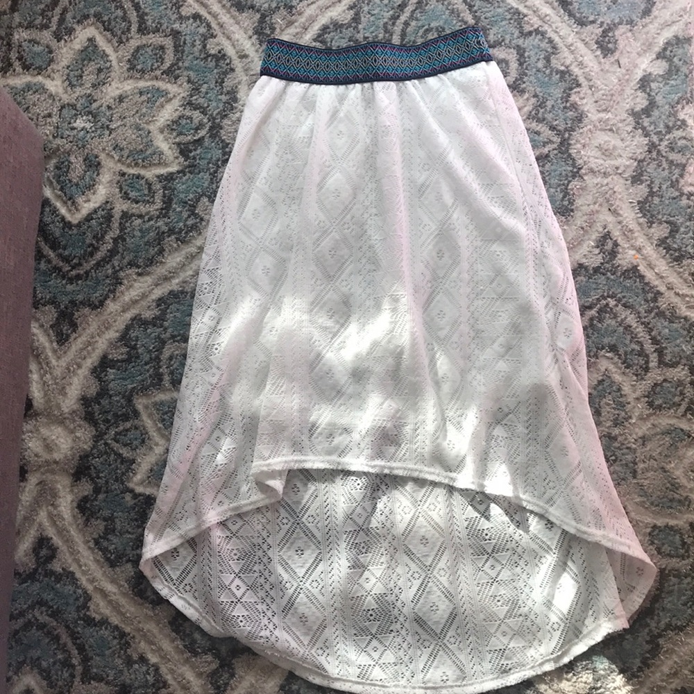 Girls long boho white cascade skirt size 10/12